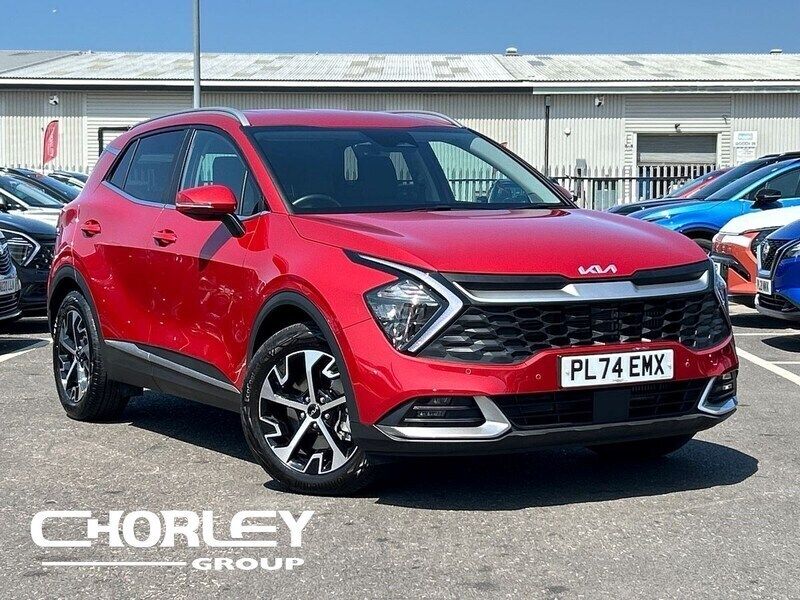 Red Used 2025 Kia Sportage 3 SUV | £28,674 (Super price) - Image 1/4