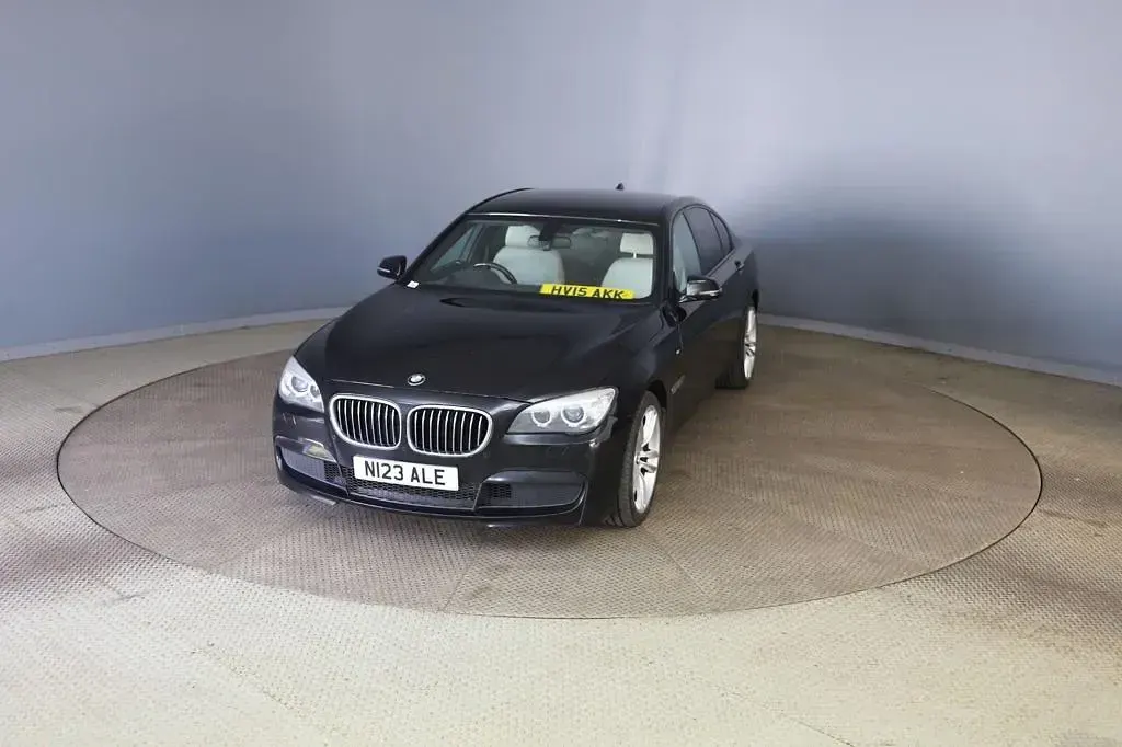 Used BMW 730 Exclusive 2015 Black Sedan