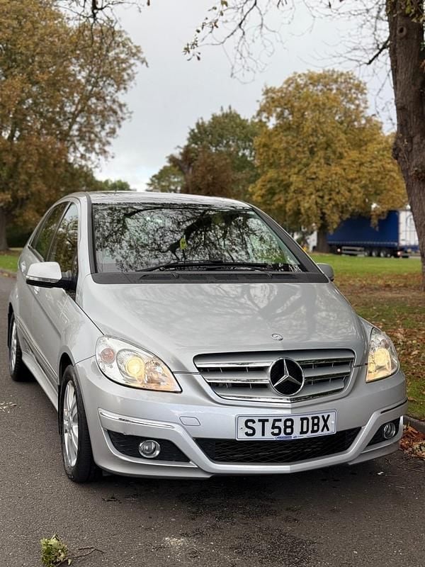Silver Used 2009 Mercedes B180 SE MPV | £2,500 (Super price) - Image 1/4