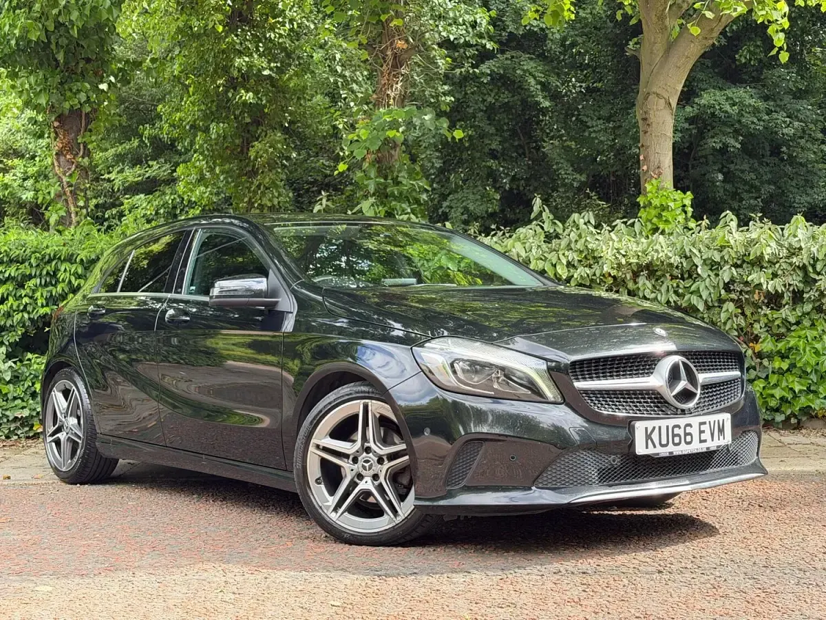 Used Mercedes A200 Premium 2016 Black Hatchback
