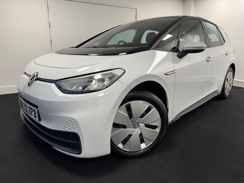 Used VW ID.3 Pro Performance 150 kW (204 HP) 2022 White Hatchback