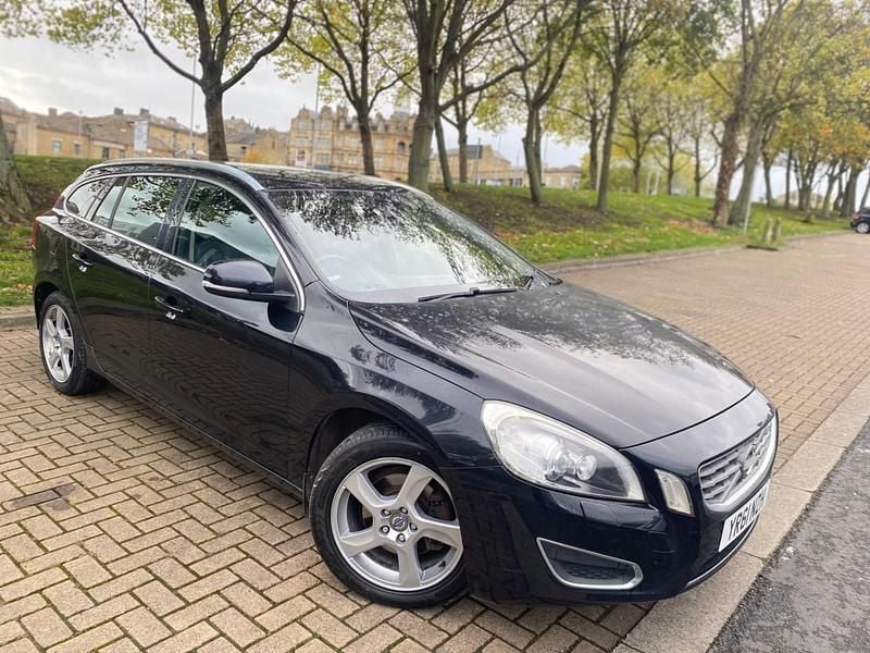 Black Used 2011 Volvo V60 SE Lux Estate | £3,150 - Image 1/4