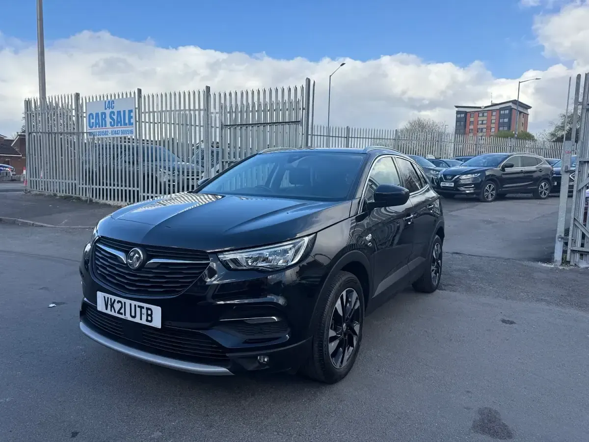 Used Vauxhall Grandland X Edition 130 HP (95 kW) 2021 Black SUV