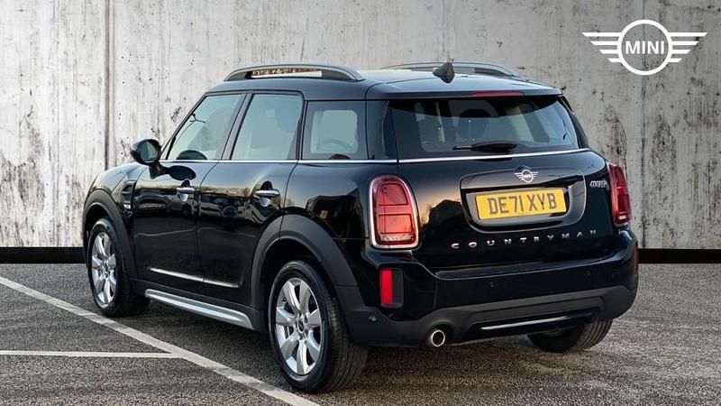 Used Mini Cooper Countryman Classic 134 HP (98 kW) 2021 Black SUV