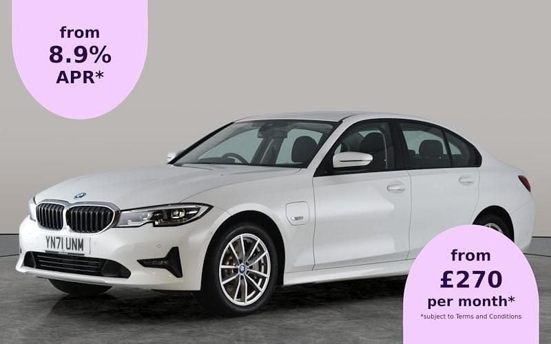 Used 2022 BMW 330e Sedan | £18,772 (Good price) - Image 1/2