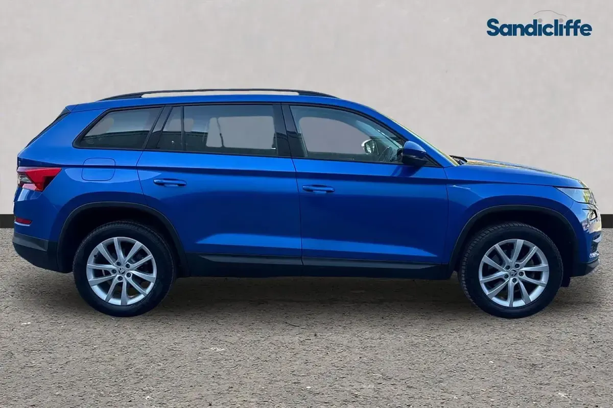 Usado Skoda Kodiaq SE 150 CV (110 kW) 2021 Azul SUV