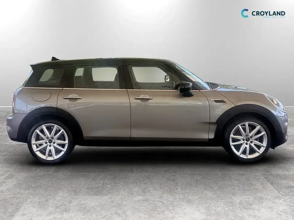 Used Mini Cooper Clubman Sport 136 HP (100 kW) 2019 Silver Estate