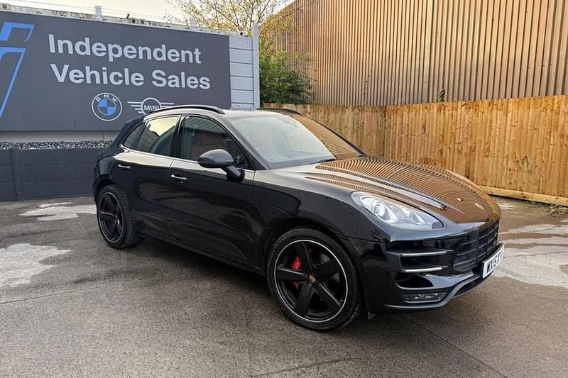 Used 2015 Porsche Macan Turbo SUV | £23,995 (Good price) - Image 1/1