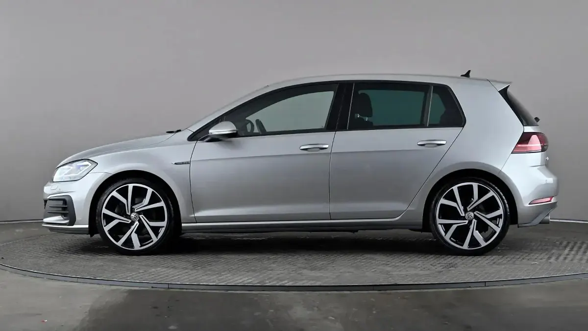 Used VW Golf VII GTD 184 HP (135 kW) 2019 Silver Hatchback