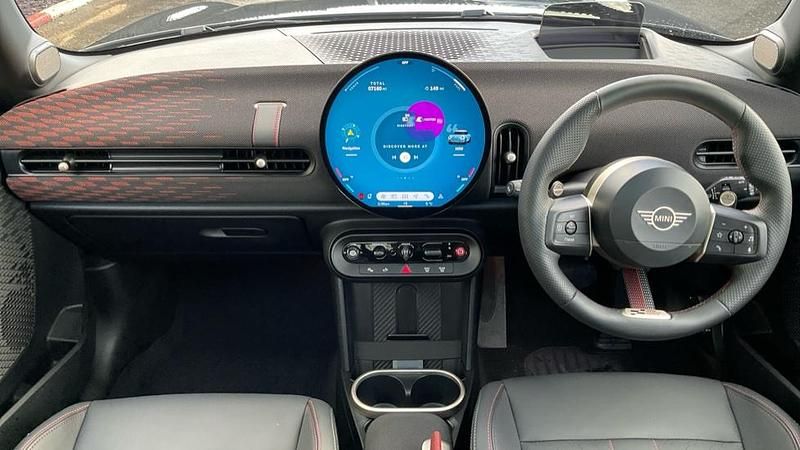 Used Mini Cooper S Hatch 201 HP (147 kW) 2025 Black Hatchback