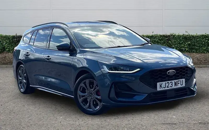 Käytetty Ford Focus ST-Line 125 HP (91 kW) 2023 Farmari