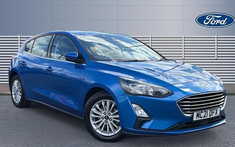 Used Ford Focus Titanium 125 HP (91 kW) 2021 Blue Hatchback