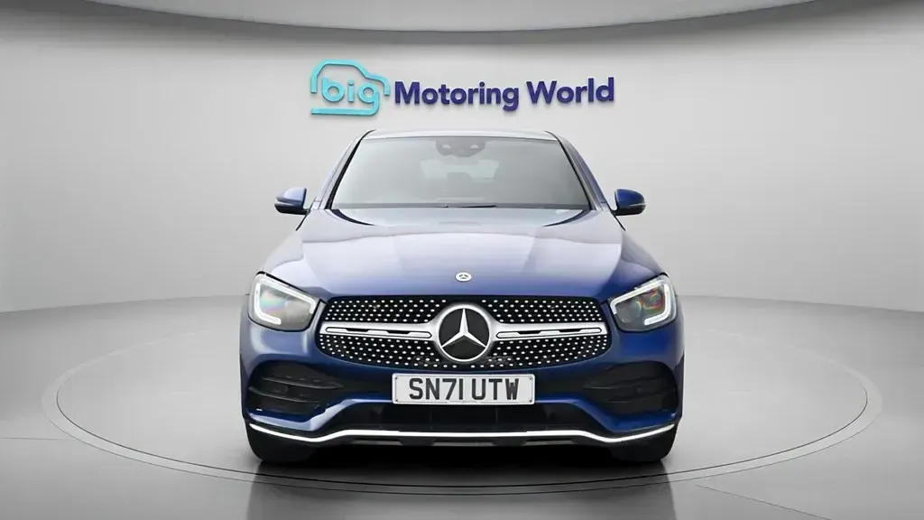 Second-hand Mercedes GLC220 AMG line 194 CP (142 kW) 2021 Albastru Coupe