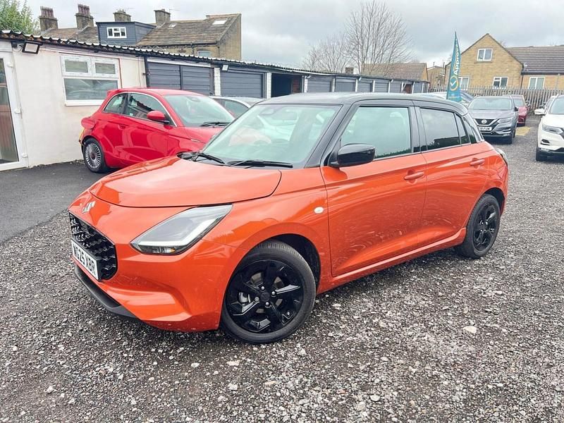 Ny Suzuki Swift 82 HK (60 kW) 2025 Orange Halvkombi