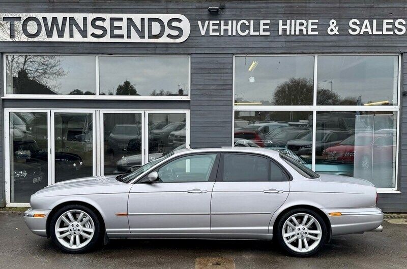 Used Jaguar XJR Supercharged 2018 Silver Sedan