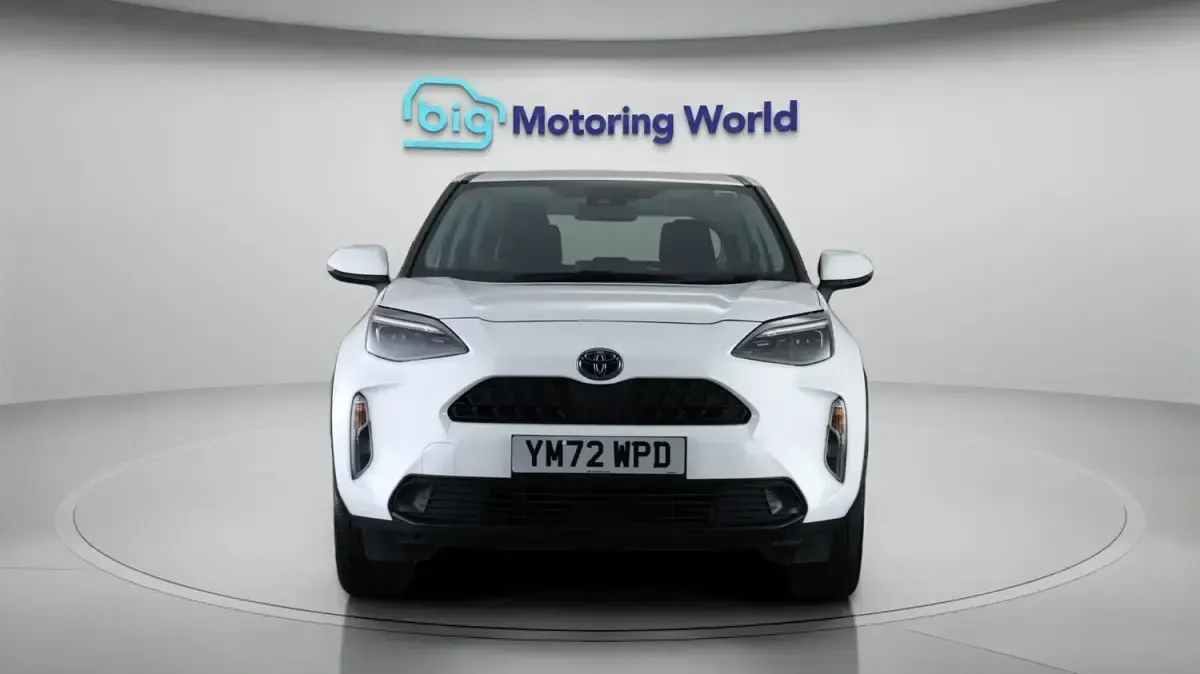 Used Toyota Yaris Cross 2023 White SUV
