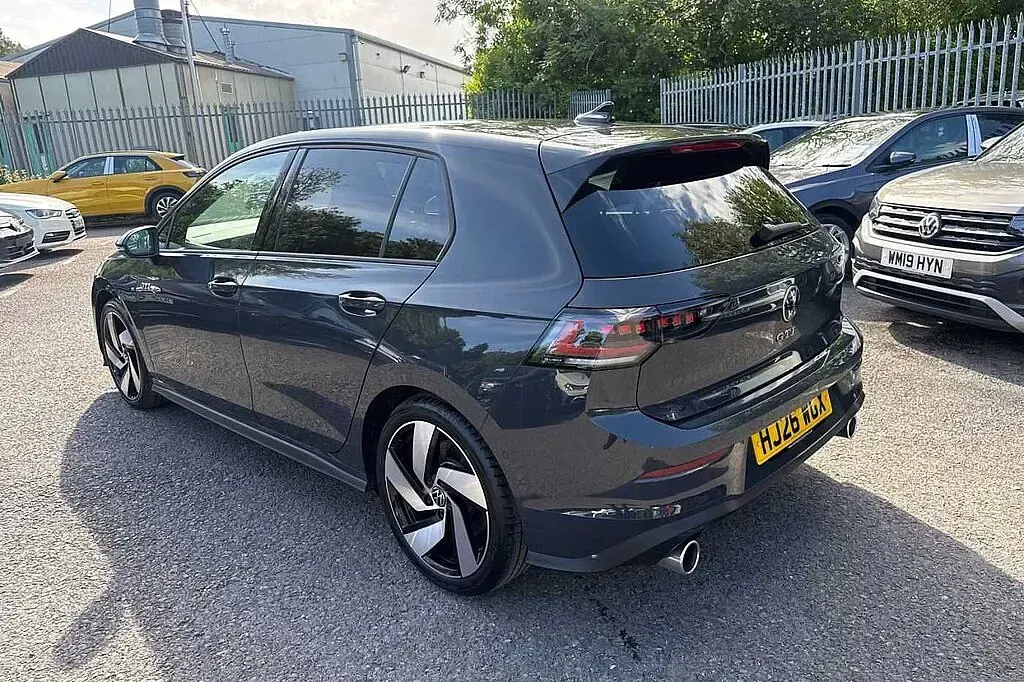 Used VW Golf VIII GTI 265 HP (194 kW) 2026