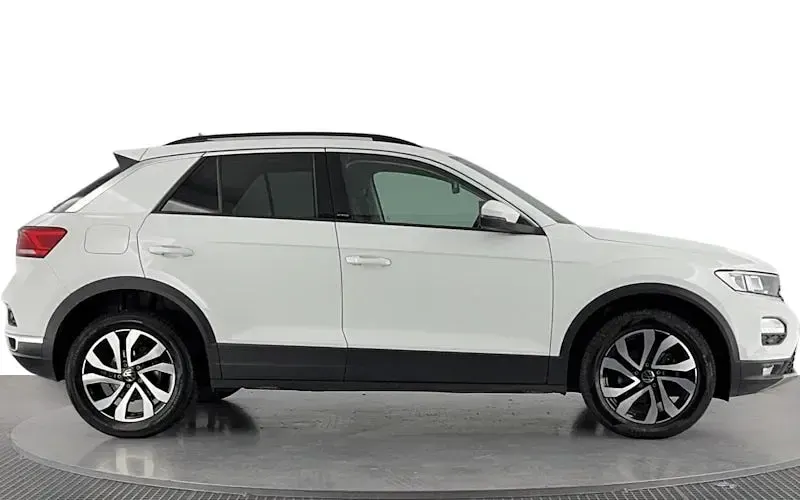 Used VW T-Roc Active 110 HP (80 kW) 2021 White SUV