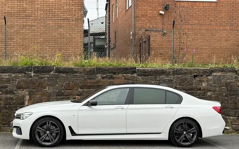 Used BMW 730L M Sport 265 HP (194 kW) 2019 Sedan