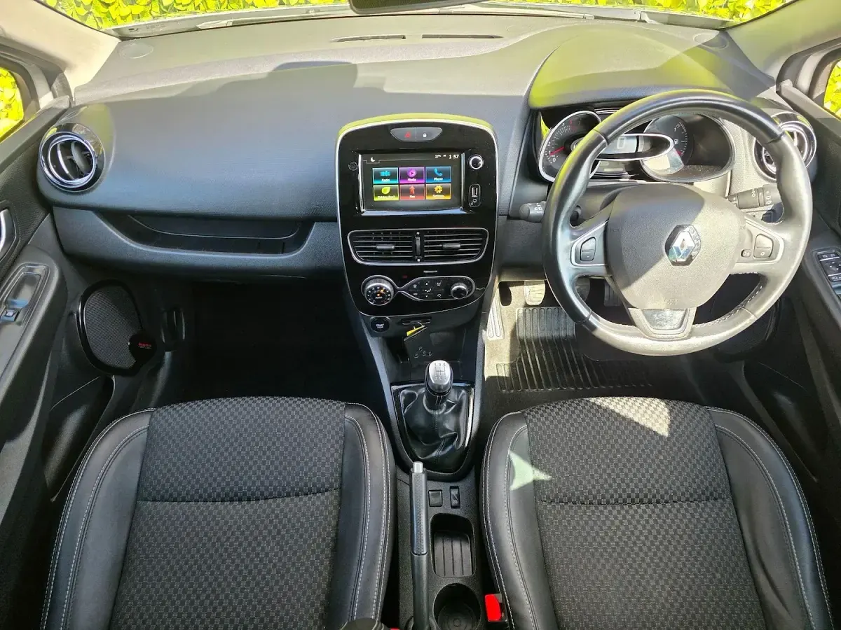 Used Renault Clio GT-Line 90 HP (66 kW) 2019 Silver Hatchback