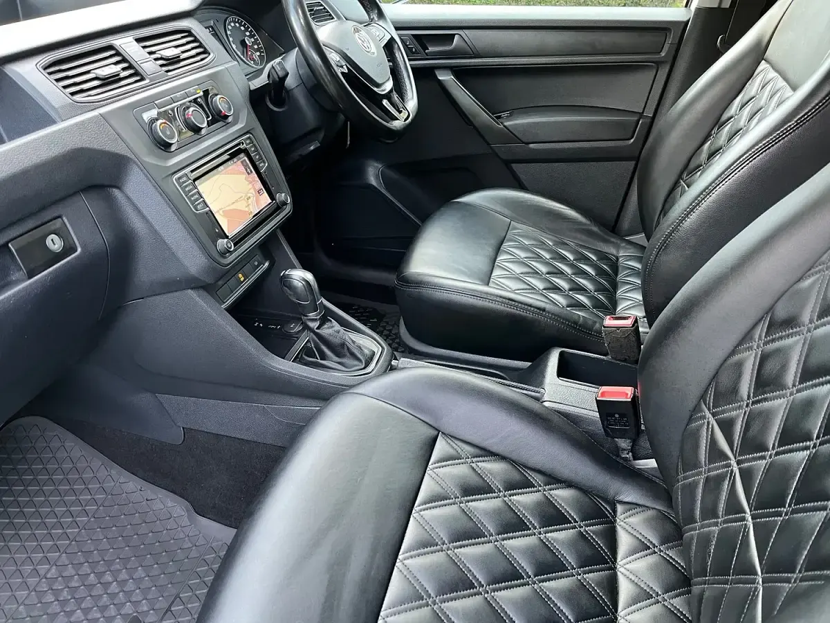 Used VW Caddy Highline 150 HP (110 kW) 2020 Silver MPV