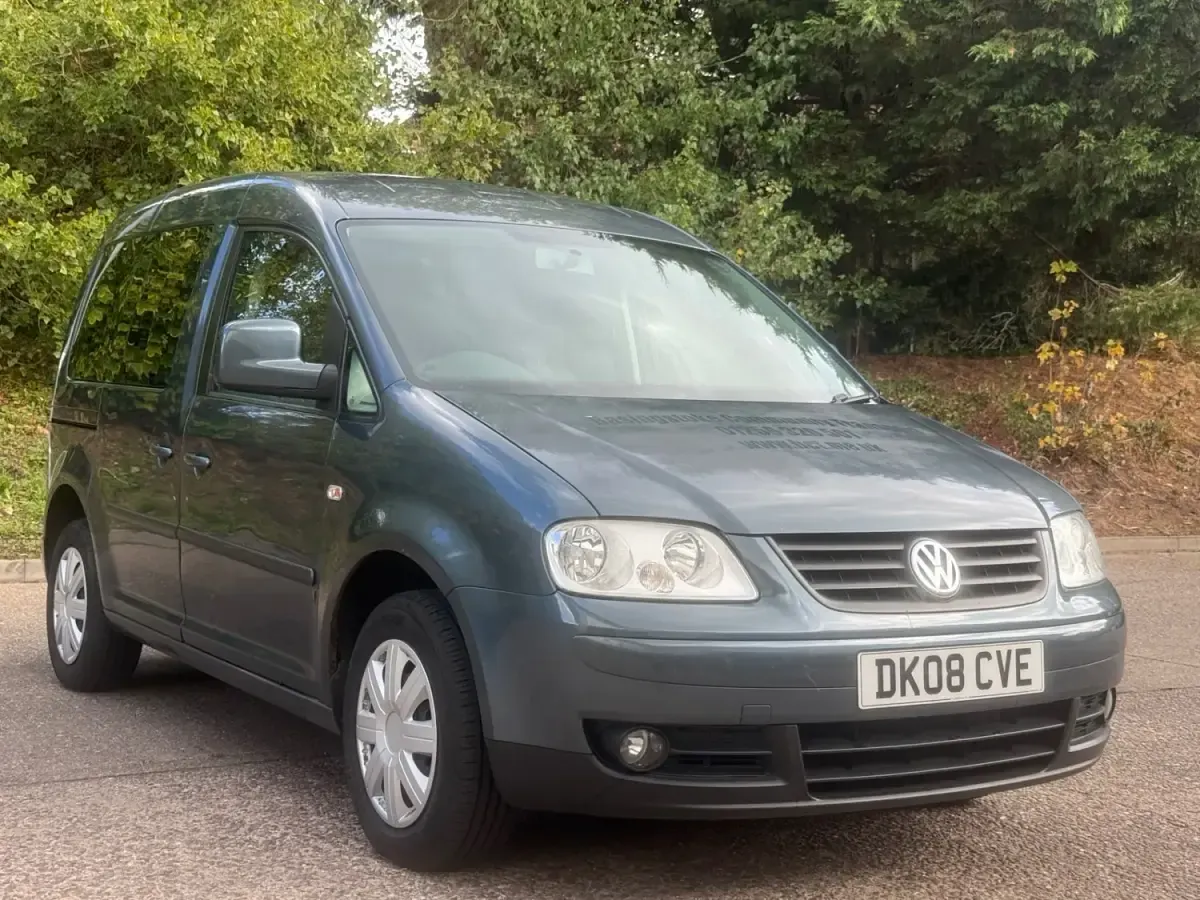 Begagnad VW Caddy Maxi Life 105 HK (77 kW) 2008 Grön Minibuss
