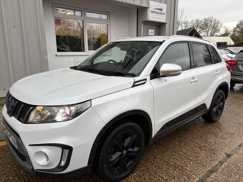 White Used 2016 Suzuki Vitara Hatchback | £7,695 (Fair price) - Image 1/4