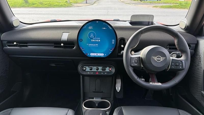 New Mini John Cooper Works Hatch 231 HP (169 kW) 2025 Red Hatchback