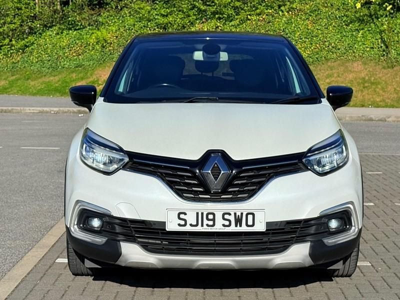 Used Renault Captur GT-Line 90 HP (66 kW) 2019 White SUV
