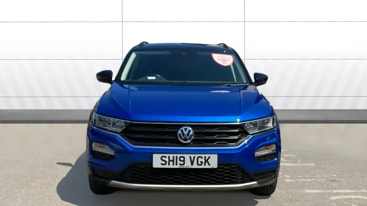 Used VW T-Roc Design 115 HP (84 kW) 2019 Blue SUV