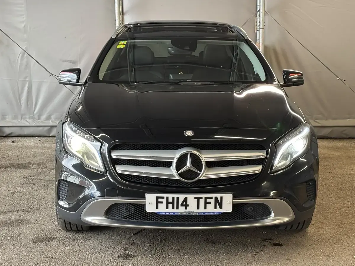 Used Mercedes GLA220 Premium 170 HP (125 kW) 2014 Black SUV
