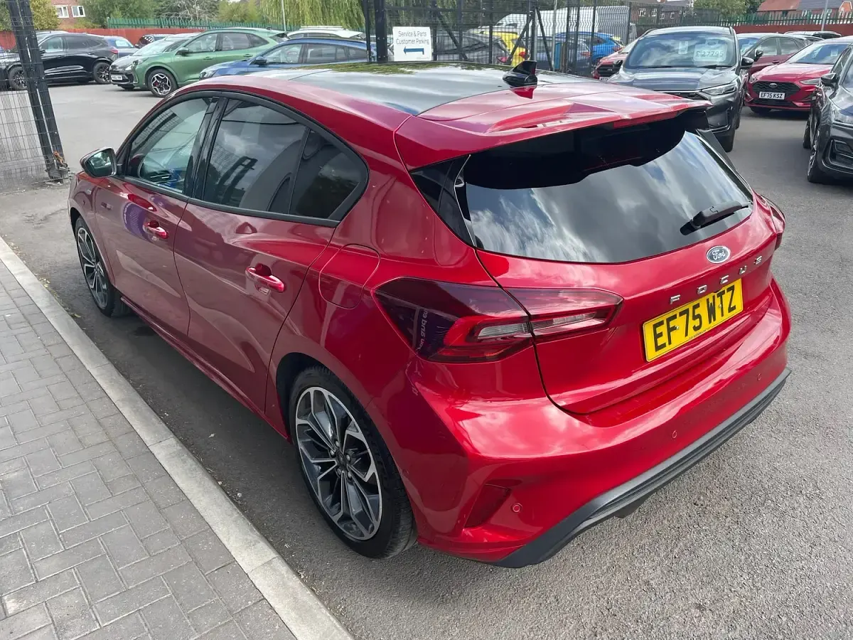 Used Ford Focus ST-Line X 2026 Red Hatchback