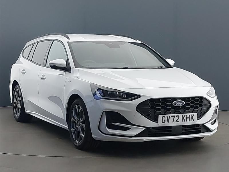 White Used 2023 Ford Focus ST-Line Estate | £17,998 (Fair price) - Image 1/4