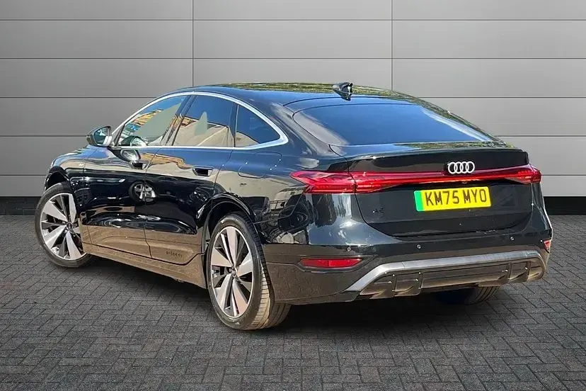 New Audi A6 e-tron S-Line 266 kW (362 HP) 2025 Mythos black Hatchback