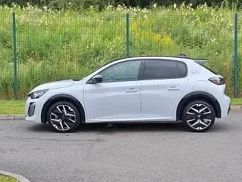 Used Peugeot 208 GTi 145 HP (106 kW) 2025 White Hatchback