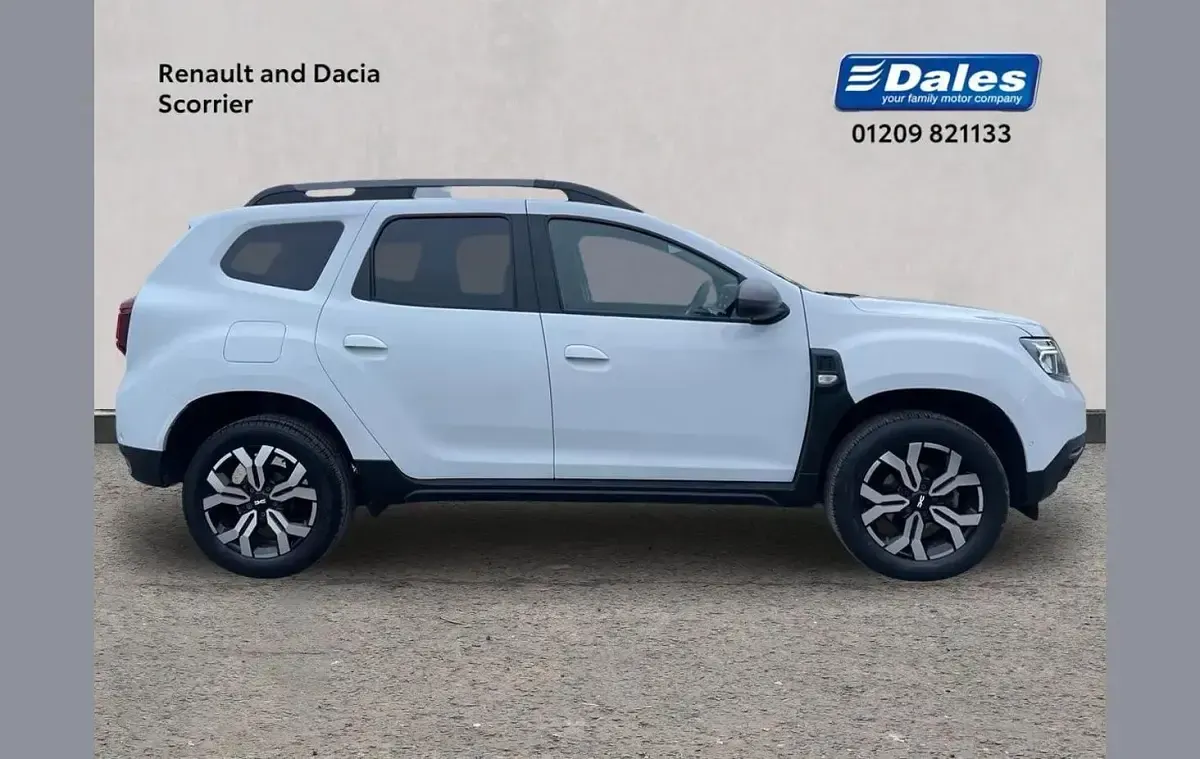 Used Dacia Duster Journey 88 HP (64 kW) 2023 White SUV