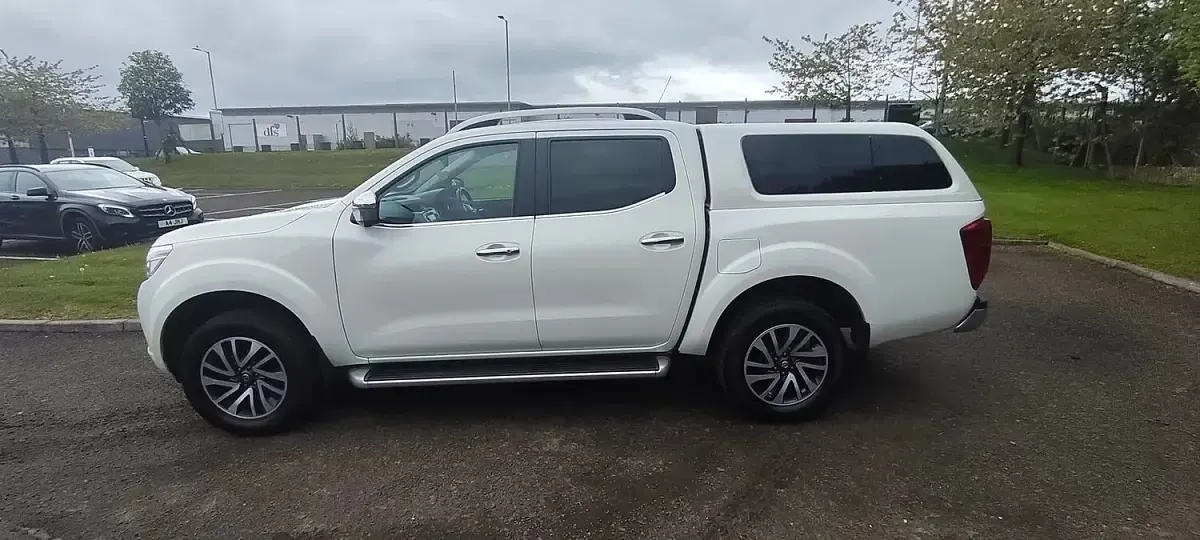 Begagnad Nissan Navara Tekna 190 HK (139 kW) 2019 Vit Pickup