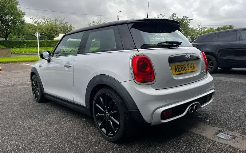Used Mini Cooper S Hatch 170 HP (125 kW) 2017 Hatchback