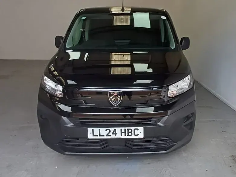 Used Peugeot Partner S 131 HP (96 kW) 2024 Black MPV