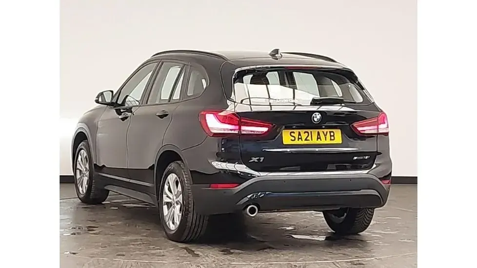 Used BMW X1 Comfort Edition 140 HP (102 kW) 2021 Black SUV