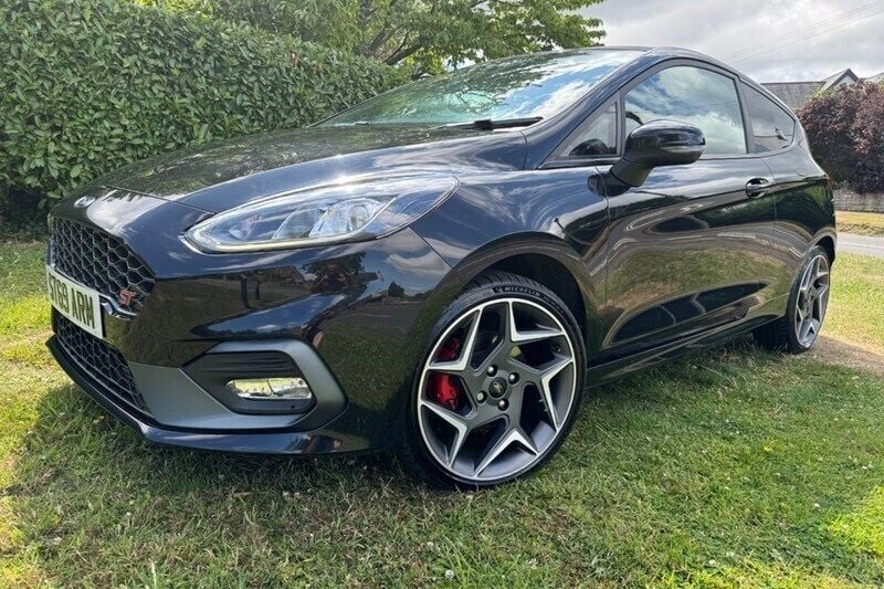 Black Used 2019 Ford Fiesta ST Hatchback | £9,995 (Super price) - Image 1/1