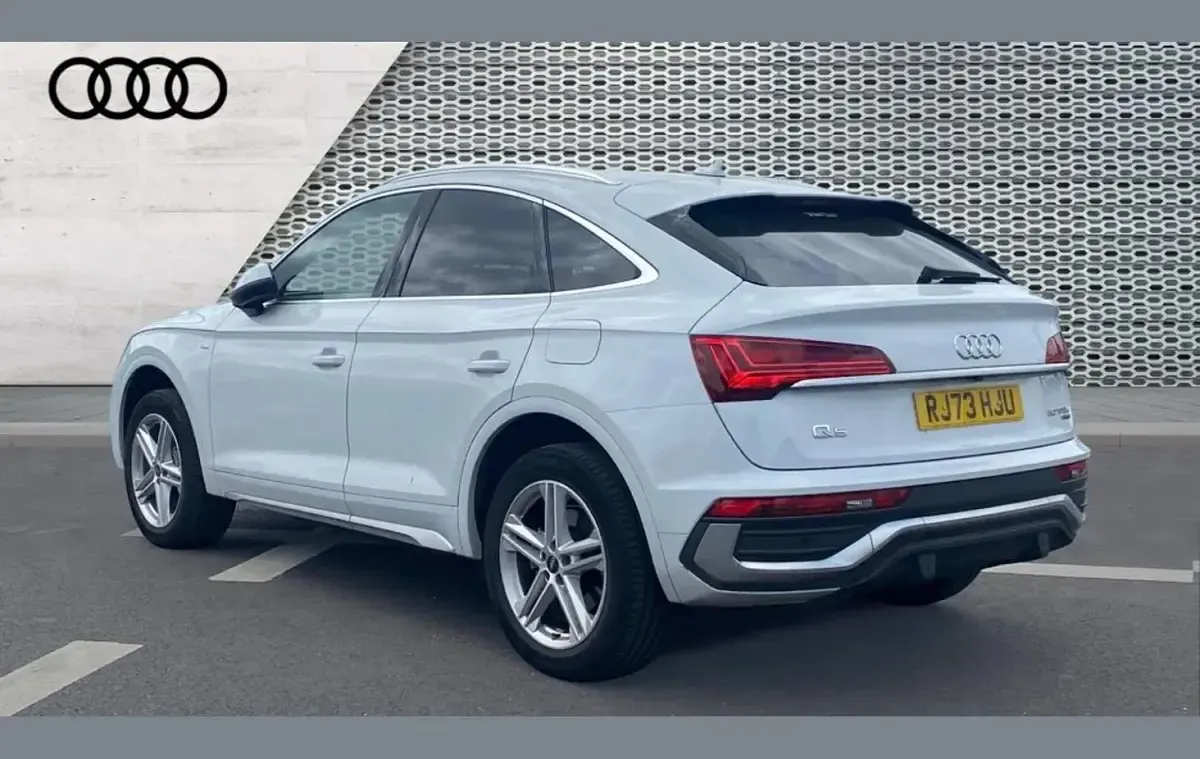Used Audi Q5 S-Line 299 HP (219 kW) 2023 White SUV