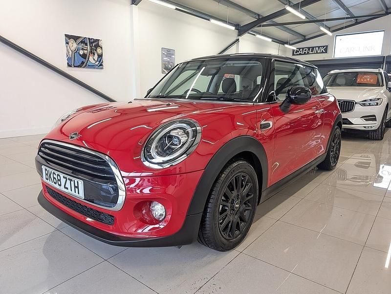 Red Used 2018 Mini Cooper Hatch Hatchback | £11,995 (Fair price) - Image 1/4