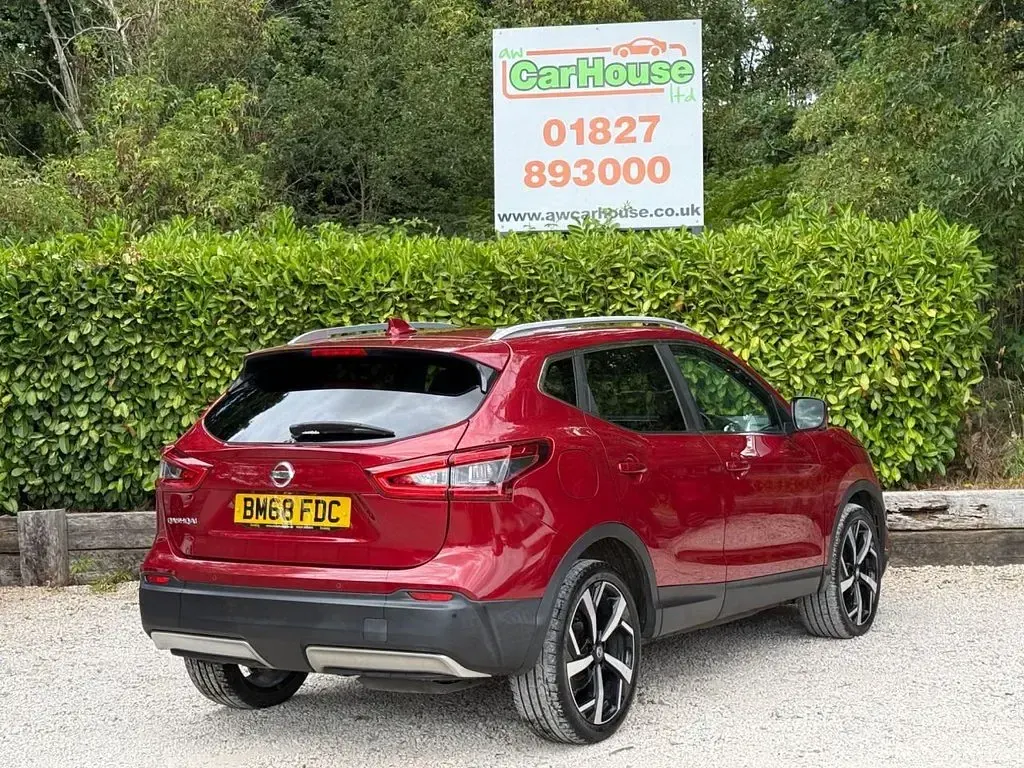 Used Nissan Qashqai Tekna 2019 Red SUV