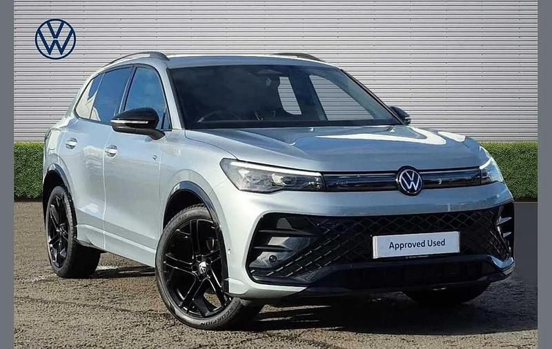 Used VW Tiguan R-line 147 HP (108 kW) 2025 Silver SUV