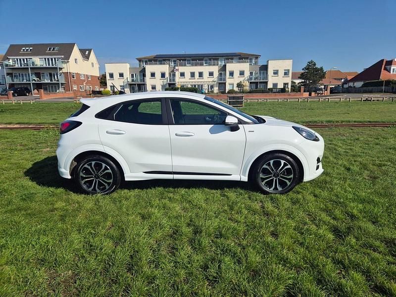 Used Ford Puma ST-Line 155 HP (114 kW) 2021 Frozen white SUV
