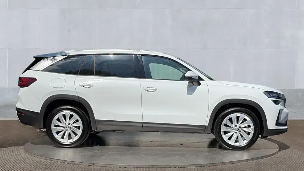 New Skoda Kodiaq SE L 150 HP (110 kW) 2026 Moon white metallic SUV