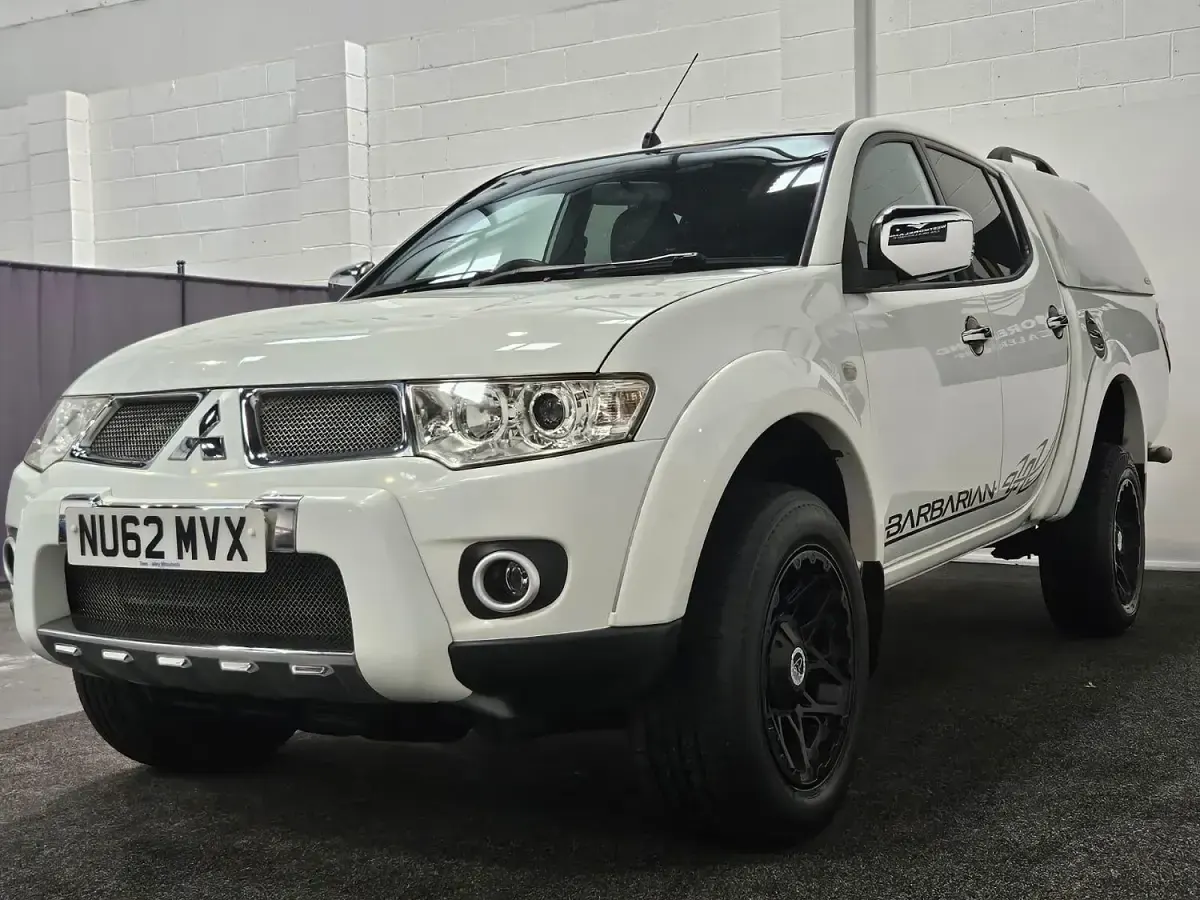 Used Mitsubishi L200 176 HP (129 kW) 2012 White Pickup