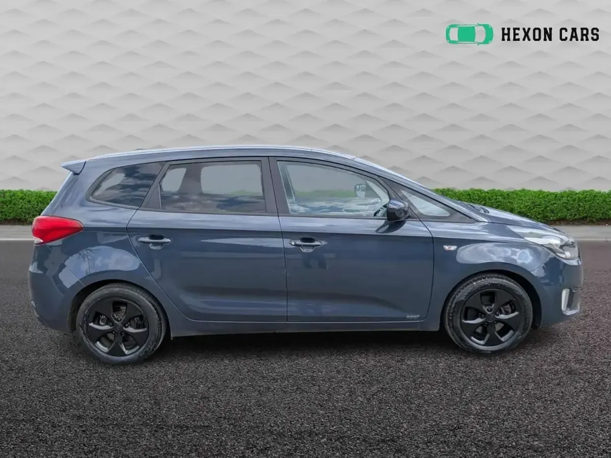 Used Kia Carens 139 HP (102 kW) 2016 Blue MPV