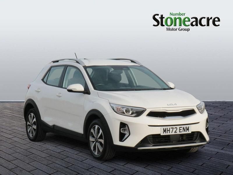 Used Kia Stonic 99 HP (72 kW) 2023 White SUV